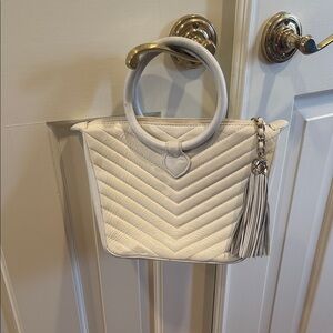 Elegant White Quilted Handbag